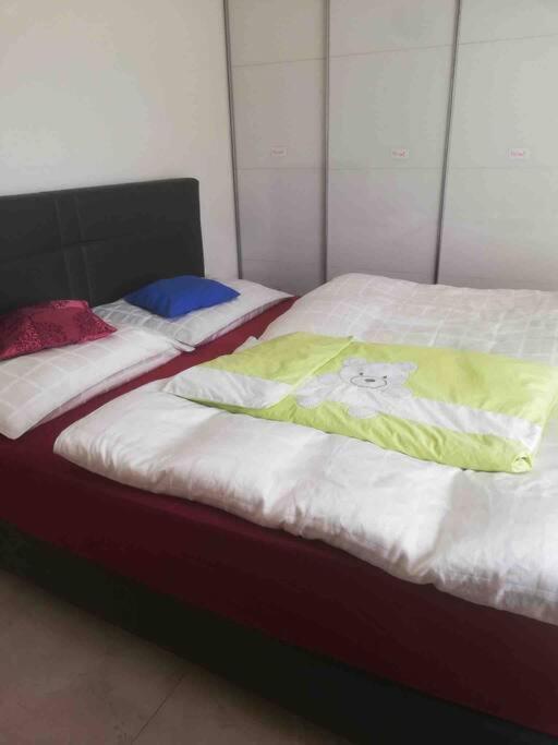 Moderne Wohnung Mit Stil Gross Gerungs Kültér fotó